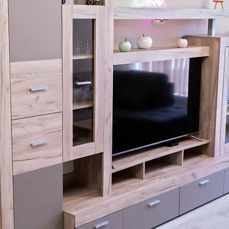 за гости Happy Ruse