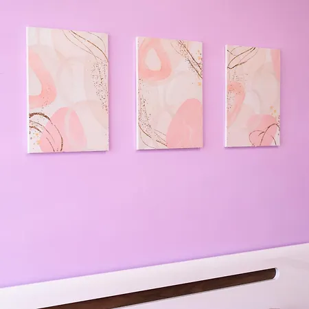 за гости Happy * Ruse