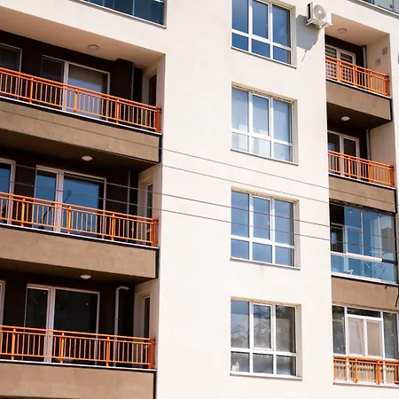 за гости Happy Apartmán *