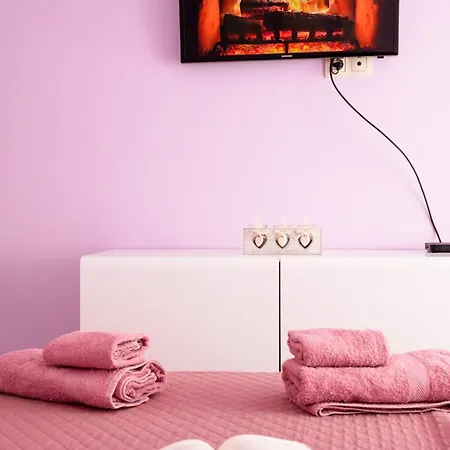 за гости Happy Apartmán Ruse