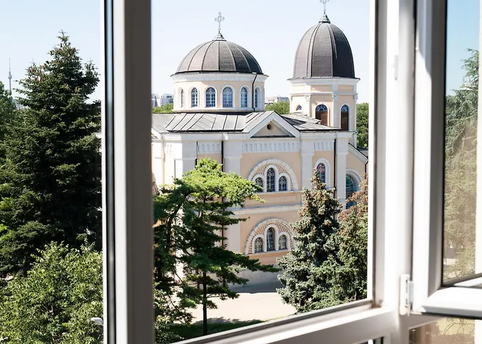 за гости Happy ルセ